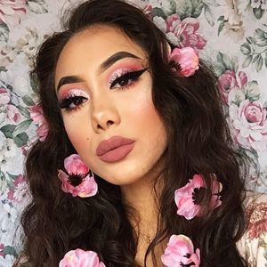 Meet your Posher, Jasmin